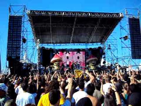 1200 One Nation Festival - INFECTED MUSHROOM - Muse Breaks - 01 05 2010