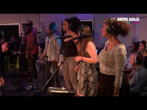 Globalites - Strobelights ft. Shavu & Tree Of Life Band (Live @ Mute Solo)