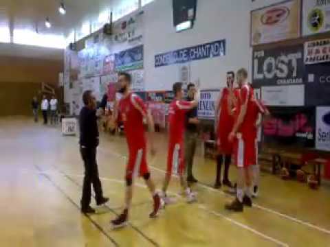 El Chantada celebra su título de campeón de la Liga EBA