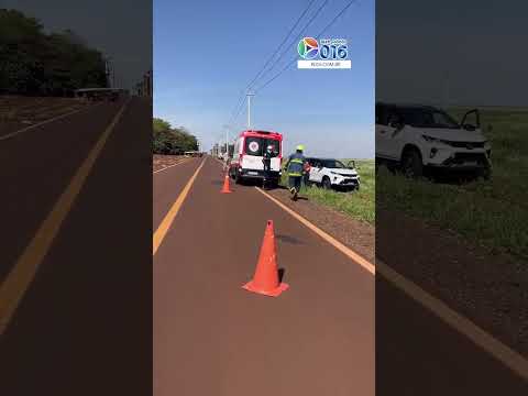 Acidente em Palotina: carro atinge poste e fere mulher