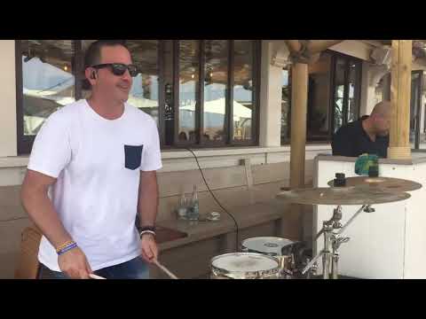 Aurelio Vargas Percussion en Nuevo y Sur Beach House