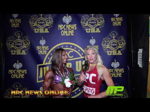 2018 NPC JR.USA WOMEN'S PHYSIQUE OVERALL WINNER EMILY SCHUBERT.