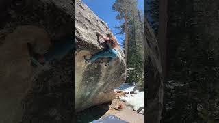 Video thumbnail of Year of The Cat, V9-10. Tramway