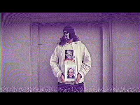 808s & BAD DECISIONS: THE STORY OF THE HOLDR (Featurette)