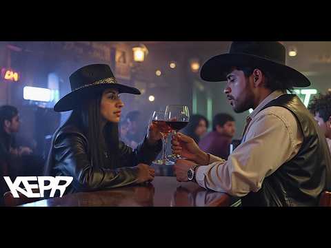 Cazzu, Junior H, Fuerza Regida - Tomando Solo ???? (Video Oficial)