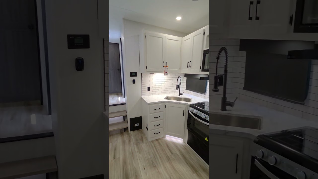 2027 Venture SportTrek STF312VTB FIFTH WHEEL