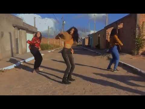 MMD. @anacastelaoficial  - Pipoco ft. @MELODYOFICIAL  e @djchrisnobeat