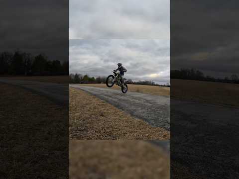 Little Road Jump!