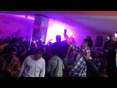 Me dedico a beber - Alzate