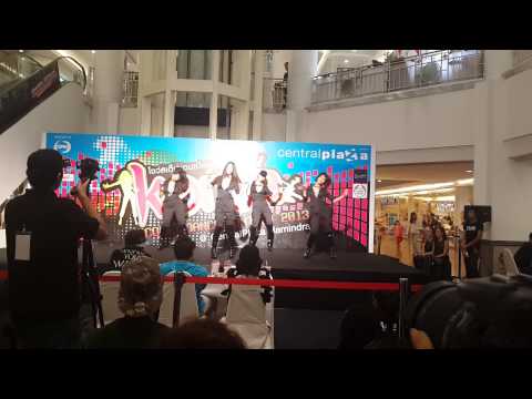 JUNOSQUE COVER 4MINUTE   HUH@Central Ramintra