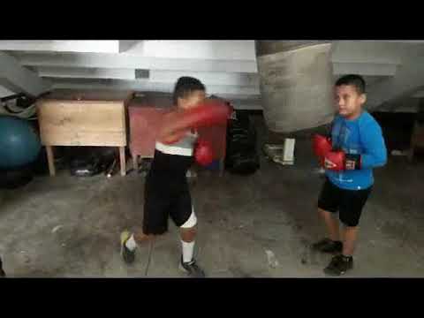 Oscar Aguirre padre habla de su hijo " El compa" quien es boxeador amateur.