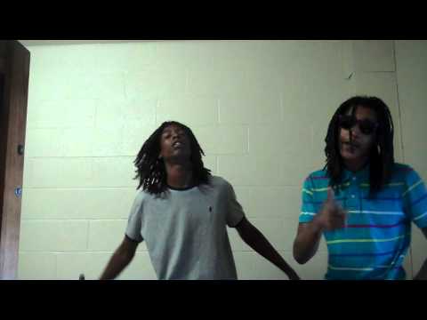 Duka-D Ft. Tae Mullah - Make It Rain