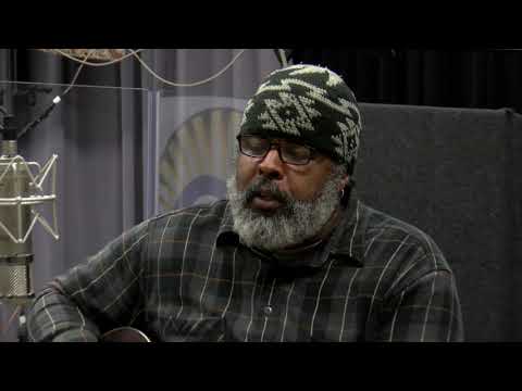 Alvin Youngblood Hart - "Screamin' And Hollerin' The Blues"