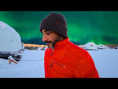 ALASKA WINTER ROAD TRIP -8°F : Getting STUCK on the DALTON HIGHWAY (-22°C Camping)