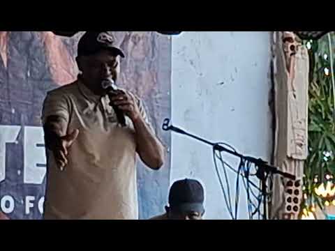 Cantor Dovercino Silva em Santa Rita do Araguaia Goiás. 