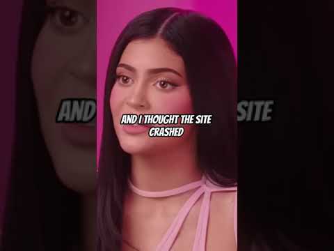 Kylie Jenner Sold 15,000 Units Of "LIP KITS" In Seconds