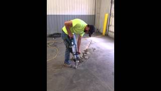 preview picture of video 'Fixing joints in a concrete floor in Kansas City'
