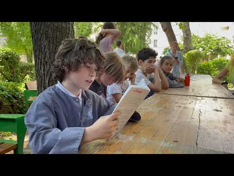 image : Lecture de poésie par Léandre (Collège Ste Elisabeth Paris 15ème)