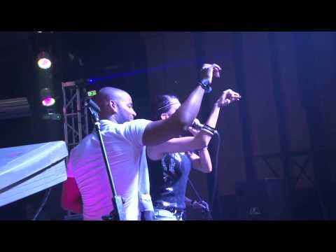 Lazaro Valdez & Bamboleo - El Vecino