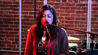 Connie Lim - Walk On