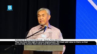 Download lagu Encourage students from unregistered tahfiz schools to pursue TVET - Ahmad Zahid mp3