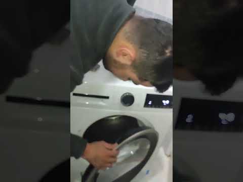 How to use a Bosch washing machine dryer.