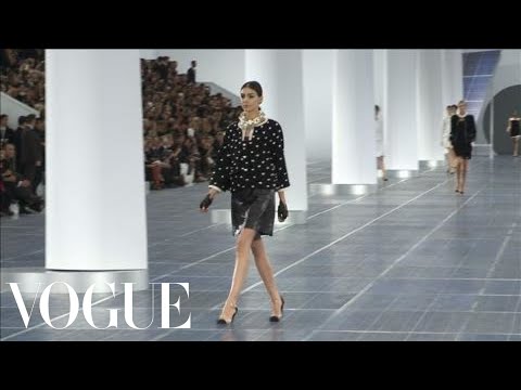 Fashion Show - Chanel: Spring 2013 Ready-to-Wear