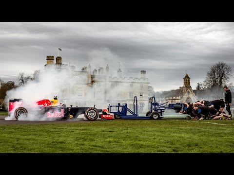 Un formula uno de 750 caballos Vs Equipo de rugby hqdefault - Un formula uno de 750 caballos Vs Equipo de rugby