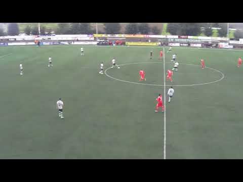 sv Heinenoord - vv Hellevoetsluis.. 3-2