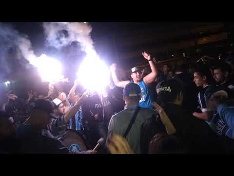 "Correram Da Geral / Vamos Campeão - Grêmio 4x0 Tucuman" Barra: Geral do Grêmio &bull; Club: Grêmio