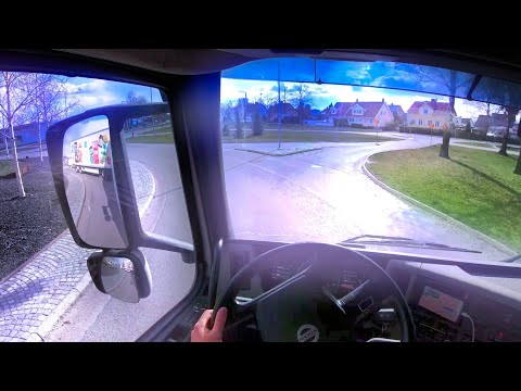 Driving into Eskilstuna Centrum, 2.7K high quality! POV Truck & Trailer drive