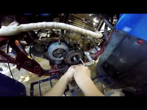 Honda 300 Epi Economy Clutch Kit Install Part 1