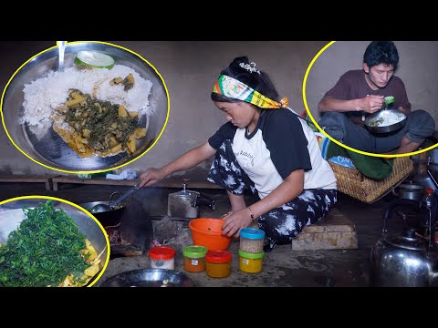 Jina Cooking fiddlehead fern Curry with rice II Village food Cooking & having @pastorallifeofnepal