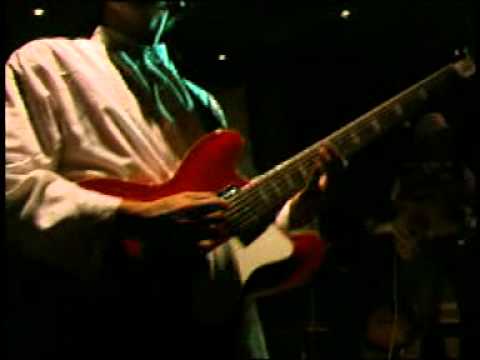 Garage Flower -- Dabybreak-Breaking into Heaven[medley]-Stone Roses cover HD