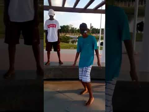 (PASSINHO DOS MALOKA) Mc Lan quem tá no baile ToMA