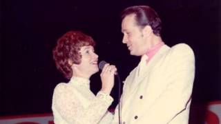 Bill Anderson & Jan Howard ~ I Know You're Married