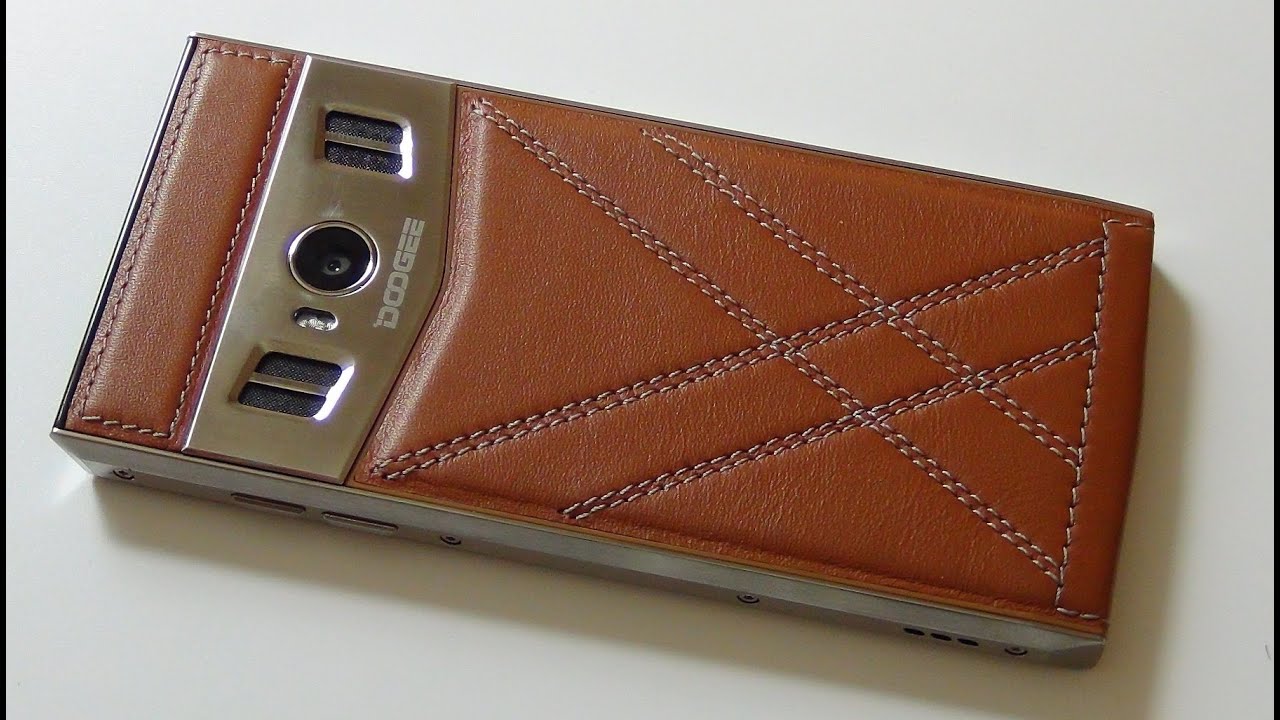 Смартфон в коже. Строгие смартфоны. Смартфоны в кожаном корпусе. Чехол для телефона, смартфона. Кожаные смартфоны.