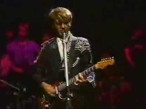 crowded house  dont dream its over live