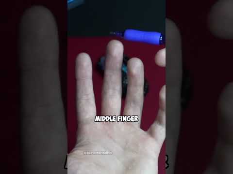 This is The Best Gaming Mouse Size!! #gaming #brewsterisalive