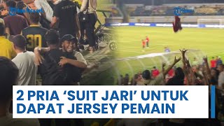Viral Video Momen 2 Pria Suporter Sepak Bola Suit Jari untuk Dapatkan Jersey Pemain Barito Putera