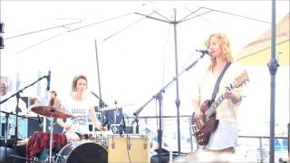 Maya Isacowitz - Brave Again | Raash Magazine