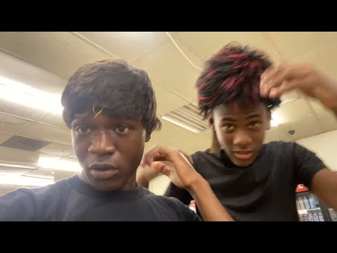 Put On Wig 😱 And Went To Football 🏈 Game ￼