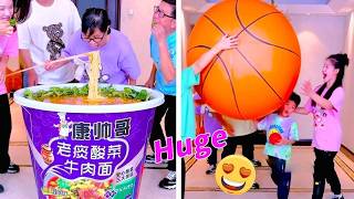 Family Games丨Yes Or No Challenge! The Oversized Gift Is Amazing!#Funnyfamily #Partygame