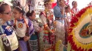 preview picture of video 'mohagen powwow drums - uncasville'
