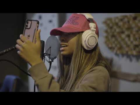 I Spent A Night In The Studio With Kashh Mirr She Dropped All Fire #mustwatch #chicago
