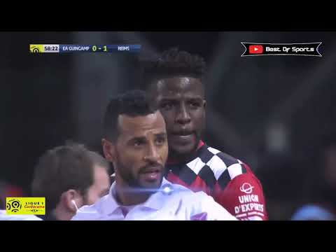 Guingamp's player terrible foul in the match against Reims last night