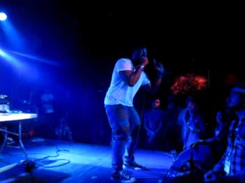 Hudson Mohawke "Just Decided " ft Olivier Daysoul (SXSW 2010)