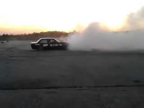 Airport #Khmelnytskyi #smoke #drift #karney #fordsierra #mishania #topalian  #e30