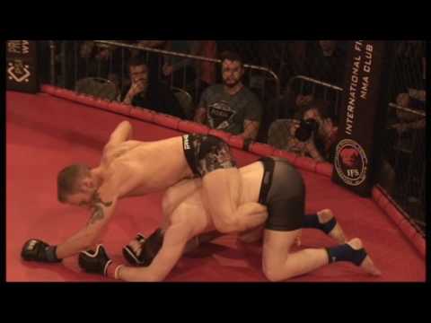 Dean Bride V Fred Elliot Clanwars26