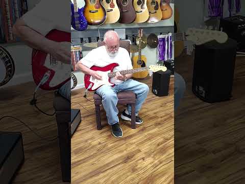 Squier Affinity Series Stratocaster with Rosewood Fretboard 2004 - 2013 - Metallic Red image 17